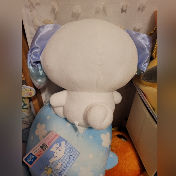 Cinnamoroll Sanrio Pearl Shell NWT plush 25cm - Picture 2 of 3